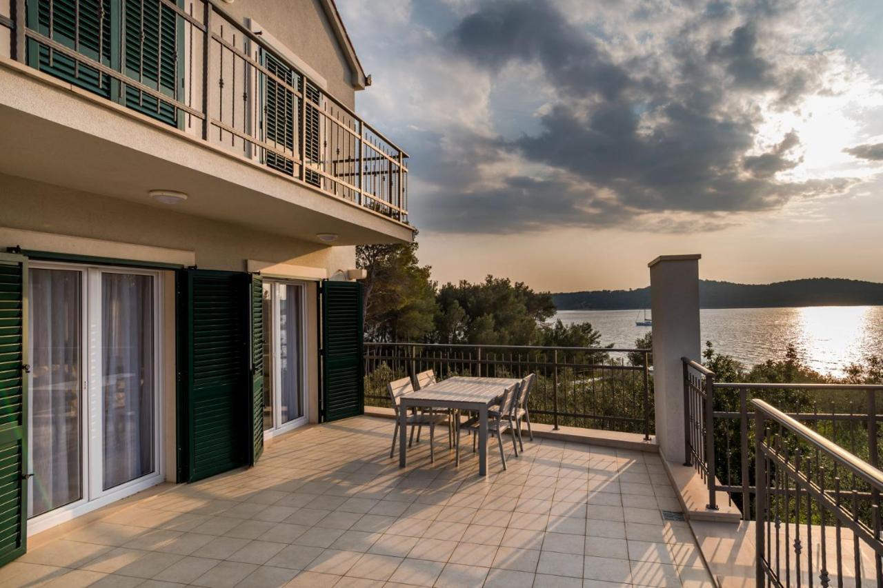 Bijaka Villas&Apartments Милна Екстер'єр фото