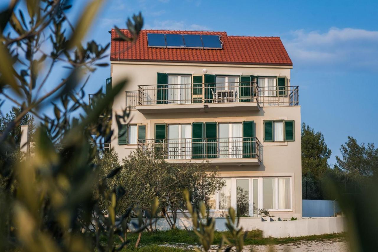 Bijaka Villas&Apartments Милна Екстер'єр фото