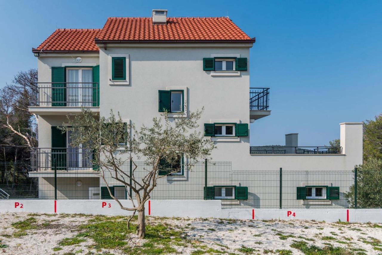 Bijaka Villas&Apartments Милна Екстер'єр фото