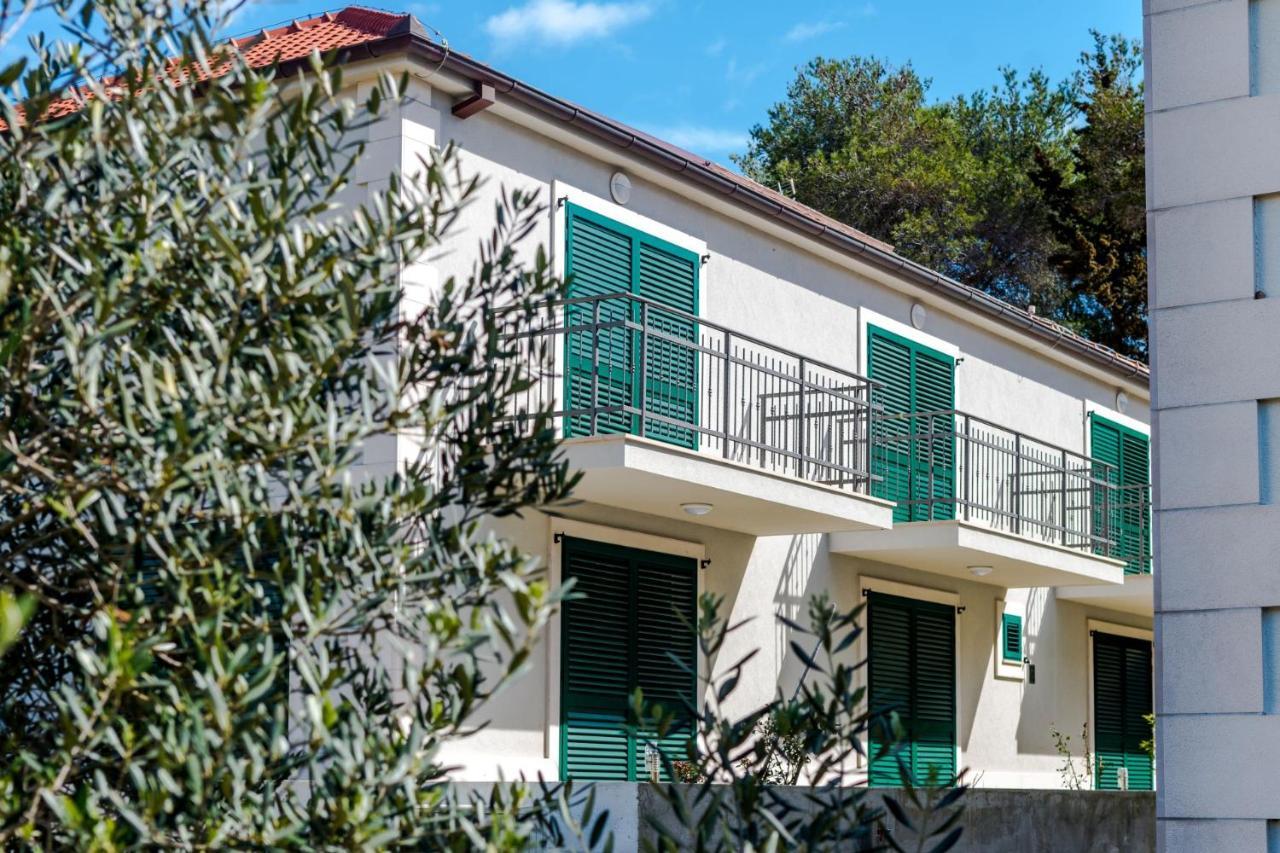 Bijaka Villas&Apartments Милна Екстер'єр фото