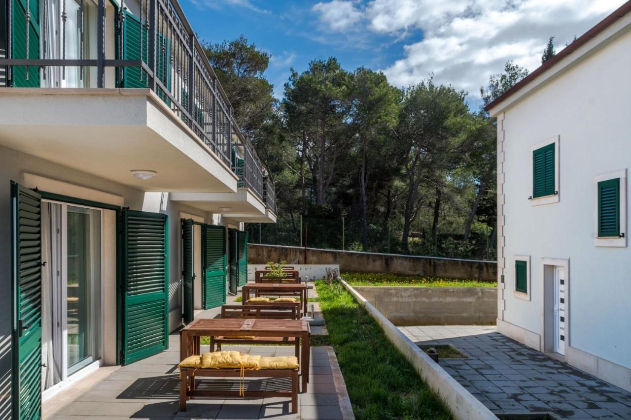 Bijaka Villas&Apartments Милна Екстер'єр фото