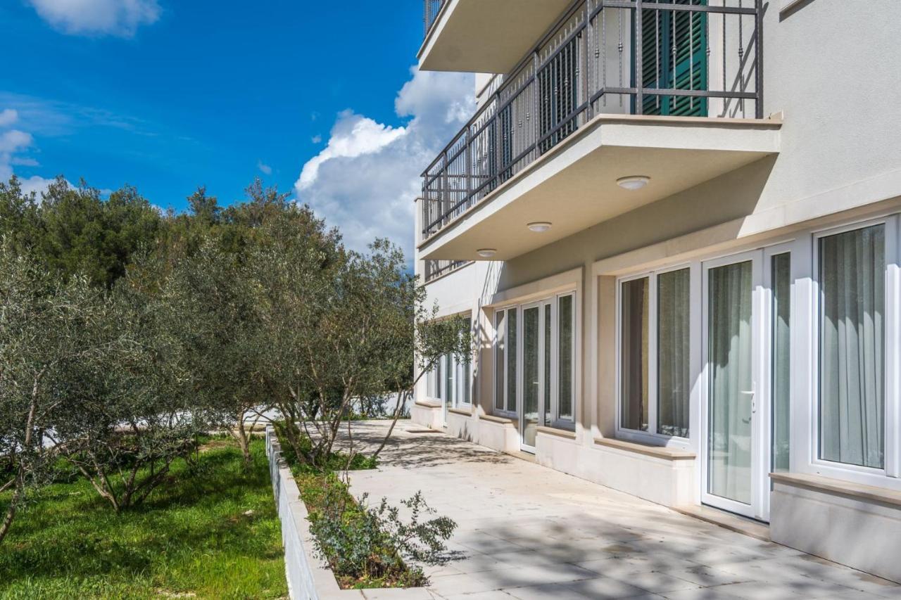 Bijaka Villas&Apartments Милна Екстер'єр фото