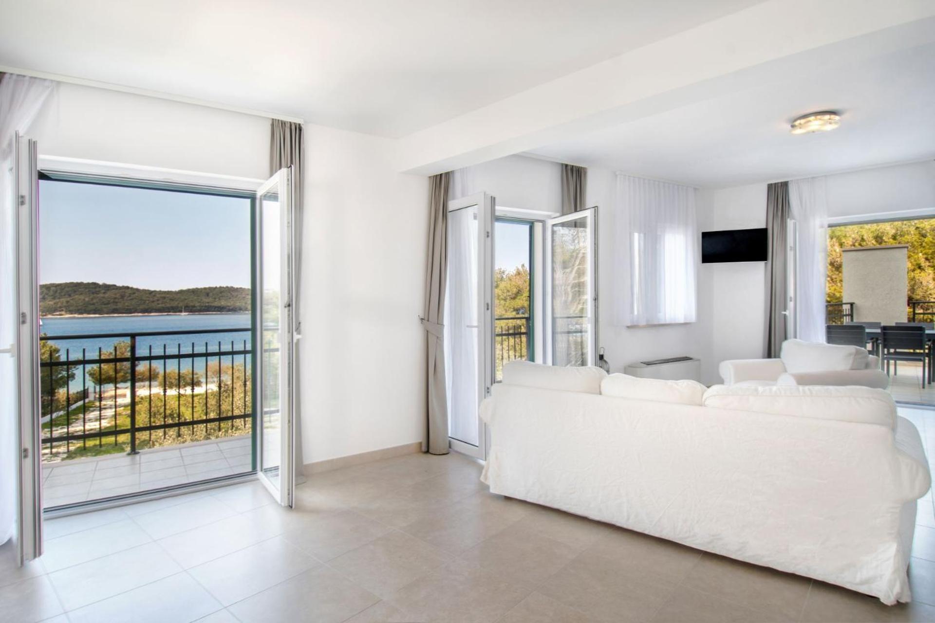 Bijaka Villas&Apartments Милна Номер фото